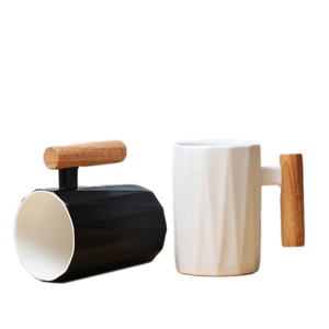  wooden handle Ceramic mug